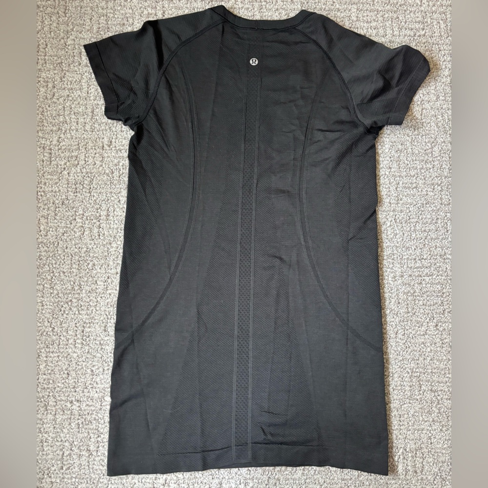 Lululemon Swiftly Tech Short-Sleeve Shirt